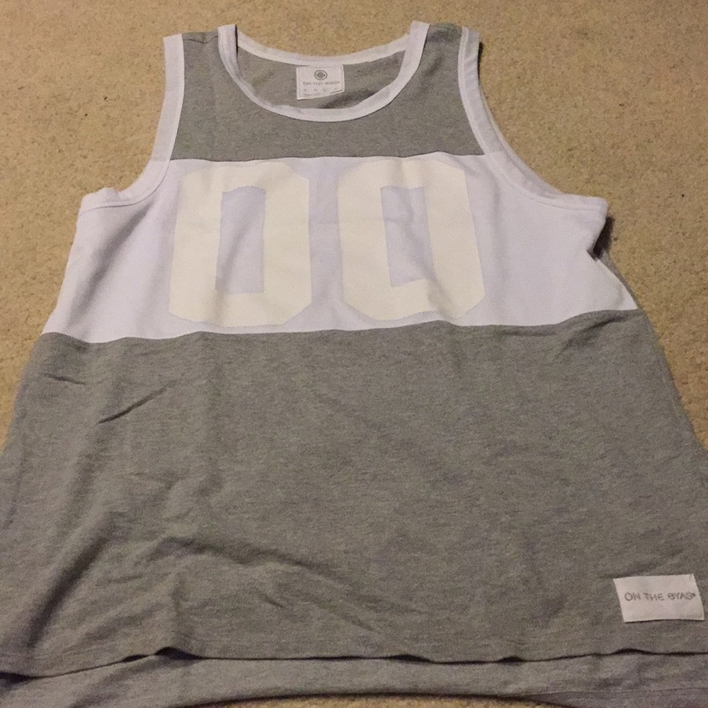 On The Byas Tank Large